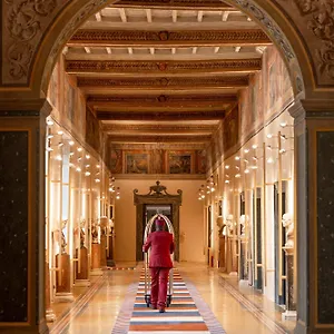 palazzo-talia-small-luxury-hotels-of-the-world.it-romehotels.com/
